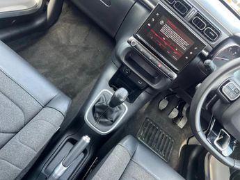 Citroen C3 1.2 PureTech Saint James 5dr