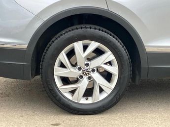 Volkswagen Tiguan Allspace 1.5 TSI Life 5dr DSG