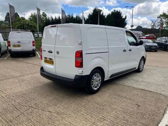 Vauxhall Vivaro 2700 1.5d 100PS Dynamic H1 Van