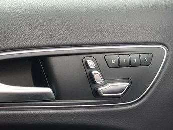 Mercedes-Benz Gla GLA 220d 4Matic AMG Line Prem Plus 5dr Auto