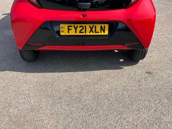 Toyota AYGO 1.0 VVT-i X-Trend TSS 5dr x-shift