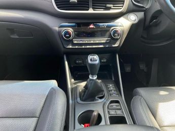 Hyundai Tucson 1.6 CRDi 136 Premium SE 5dr 2WD