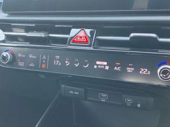 Kia Niro 150kW 3 65kWh 5dr Auto