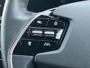 Kia Niro 150kW 3 65kWh 5dr Auto