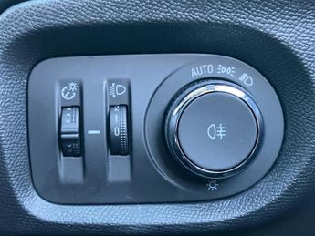 Vauxhall Corsa 100kW Design 50kWh 5dr Auto