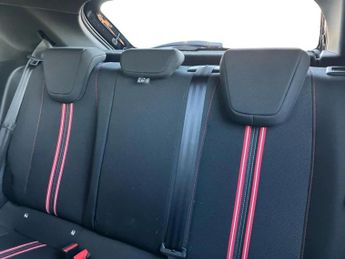 Vauxhall Corsa 100kW SRi Nav Premium 50kWh 5dr Auto [7.4kWCh]
