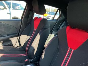 Vauxhall Corsa 100kW Yes 50kWh 5dr Auto