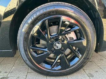 Vauxhall Corsa 100kW Yes 50kWh 5dr Auto