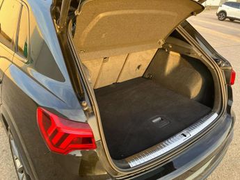 Audi Q3 35 TFSI Black Edition 5dr S Tronic