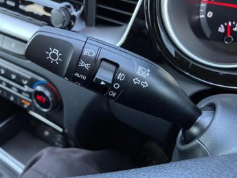 Kia Ceed 1.5T GDi ISG 138 GT-Line 5dr