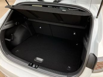 Kia Ceed 1.5T GDi ISG 138 GT-Line 5dr DCT