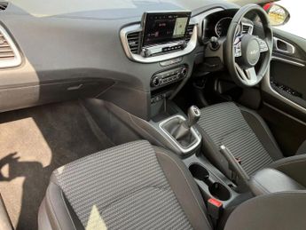 Kia Xceed 1.5T GDi ISG 138 2 5dr