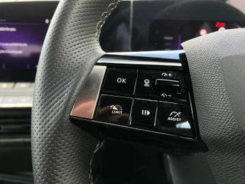 Vauxhall Astra 115kW Ultimate 54kWh 5dr Auto
