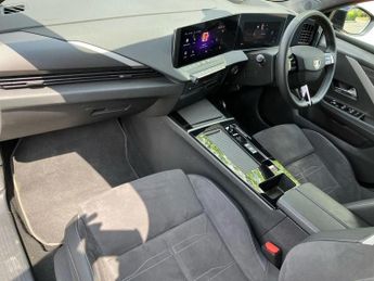 Vauxhall Astra 115kW Ultimate 54kWh 5dr Auto