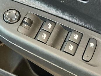 Vauxhall Corsa 100kW Design 50kWh 5dr Auto