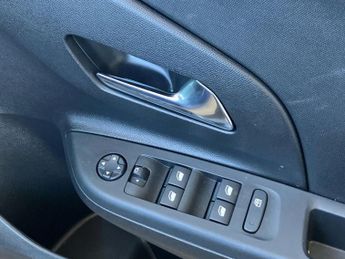 Vauxhall Corsa 100kW Design 50kWh 5dr Auto