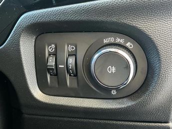 Vauxhall Corsa 100kW Design 50kWh 5dr Auto
