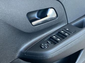 Vauxhall Corsa 100kW Design 50kWh 5dr Auto