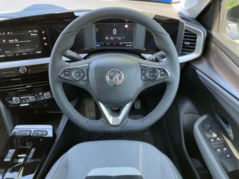 Vauxhall Mokka 100kW Design 50kWh 5dr Auto