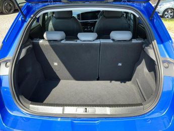 Vauxhall Mokka 100kW Design 50kWh 5dr Auto