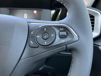 Vauxhall Mokka 100kW Design 50kWh 5dr Auto