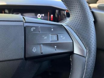 Vauxhall Grandland 157kW Ultimate 73kWh 5dr Auto [Panoramic Roof]