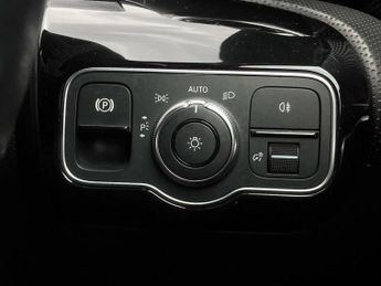 Mercedes-Benz A Class A180d Sport 5dr Auto
