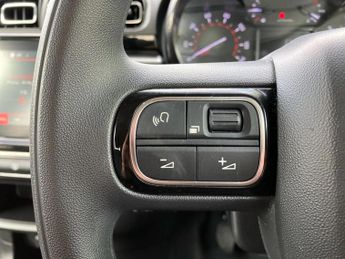 Citroen C3 1.2 PureTech Plus 5dr