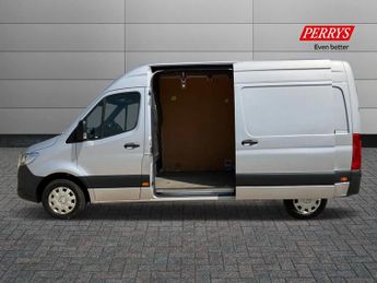 Mercedes-Benz Sprinter 3.5t H1 Premium Van