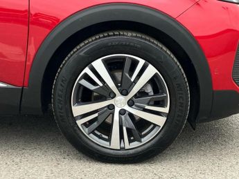Peugeot 3008 1.2 PureTech Allure Premium 5dr EAT8