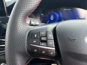 Ford Kuga 2.0 EcoBlue 190 ST-Line X Edition 5dr Auto AWD
