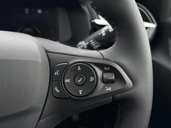 Vauxhall Corsa 100kW Yes 50kWh 5dr Auto