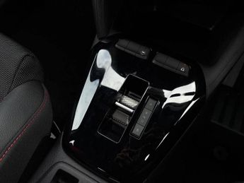 Vauxhall Corsa 100kW Yes 50kWh 5dr Auto