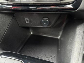 Vauxhall Corsa 100kW Yes 50kWh 5dr Auto