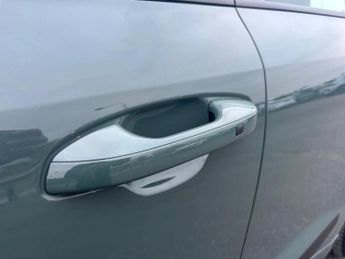 Kia Niro 150kW 2 65kWh 5dr Auto