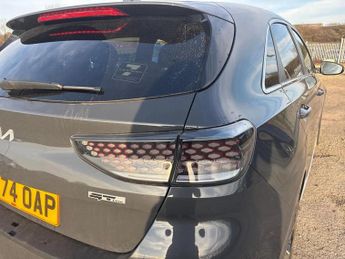 Kia Ceed 1.5T GDi ISG 138 GT-Line 5dr