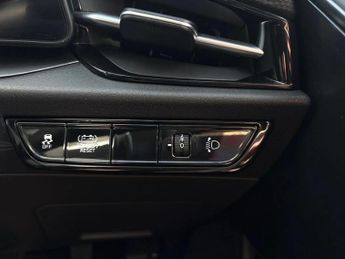 Kia Niro 1.6h GDi 3 SUV 5dr Petrol Hybrid DCT Euro 6 (s/s) (127 bhp)