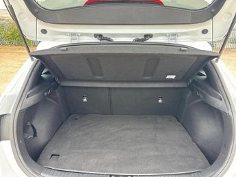 Kia Ceed 1.5T GDi ISG 138 GT-Line 5dr