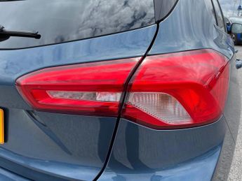 Ford Focus 1.0 EcoBoost 125 Titanium X 5dr