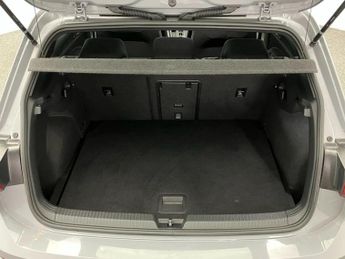 Volkswagen Golf 2.0 TDI 200 GTD 5dr DSG
