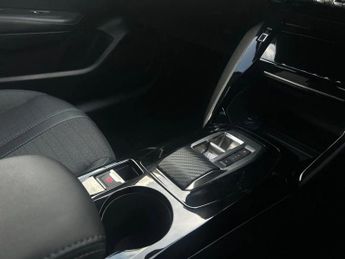Peugeot 208 1.2 PureTech 100 Allure Premium + 5dr EAT8