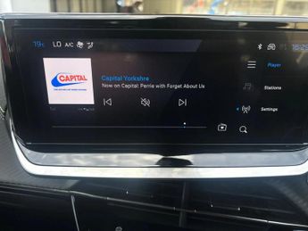 Peugeot 208 1.2 Hybrid 136 GT 5dr e-DSC6