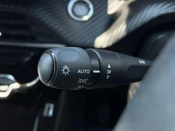 Peugeot 2008 1.2 PureTech Allure 5dr