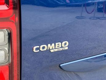Vauxhall Combo Life 1.5 Turbo D 130 Energy 5dr Auto