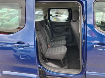 Vauxhall Combo Life 1.5 Turbo D 130 Energy 5dr Auto