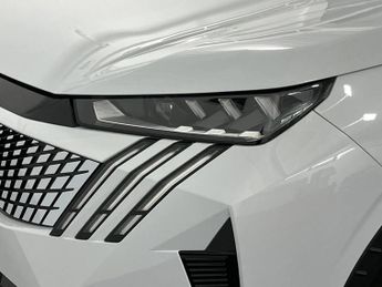 Peugeot 3008 1.2 Hybrid 136 GT 5dr e-DSC6
