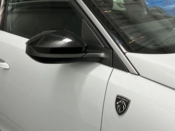 Peugeot 3008 1.2 Hybrid 136 GT 5dr e-DSC6