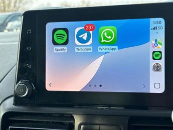 Vauxhall Combo Life 100kW Design XL 50kWh 5dr Auto [7 Seat]