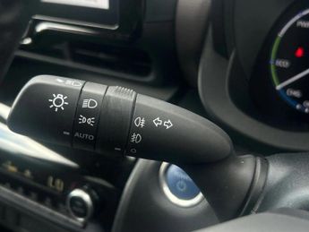 Toyota Yaris Cross 1.5 VVT-h Excel SUV 5dr Petrol Hybrid E-CVT Euro 6 (s/s) (116 ps