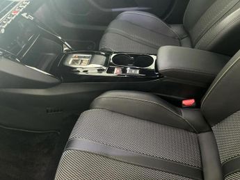 Peugeot 2008 100kW GT 50kWh 5dr Auto